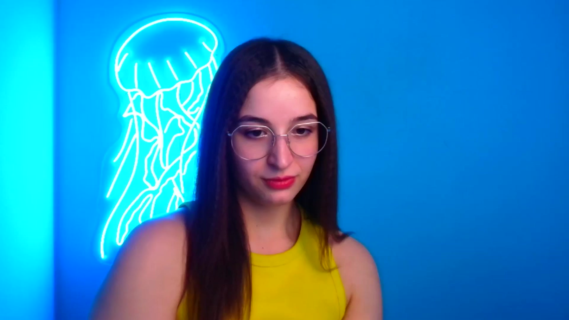 Gallery image thumbnail from Lilli_Fun's myfreecams stream on, 11/18/2024, 10:44 image 17 of 20