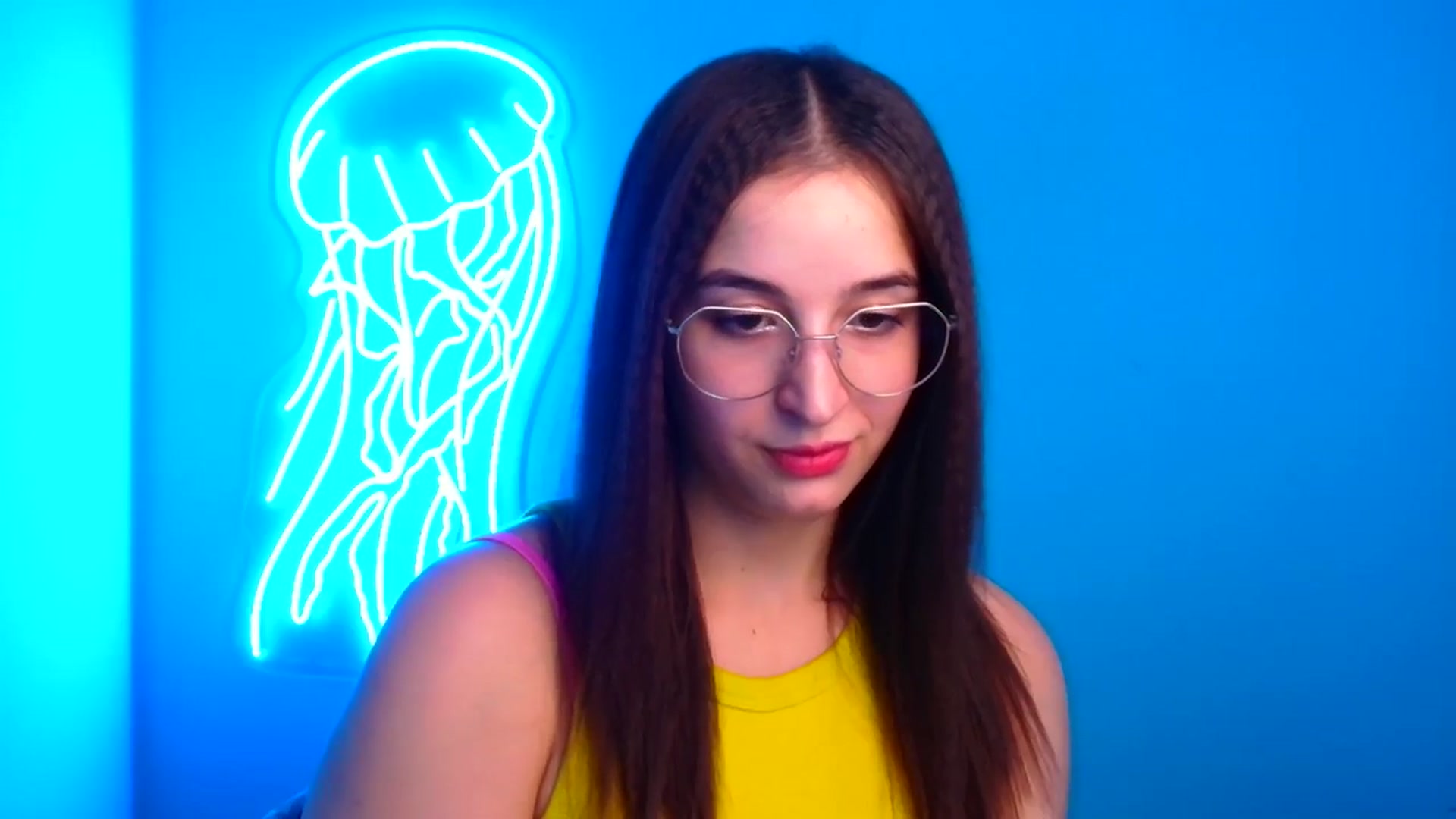 Gallery image thumbnail from Lilli_Fun's myfreecams stream on, 11/18/2024, 11:47 image 7 of 20