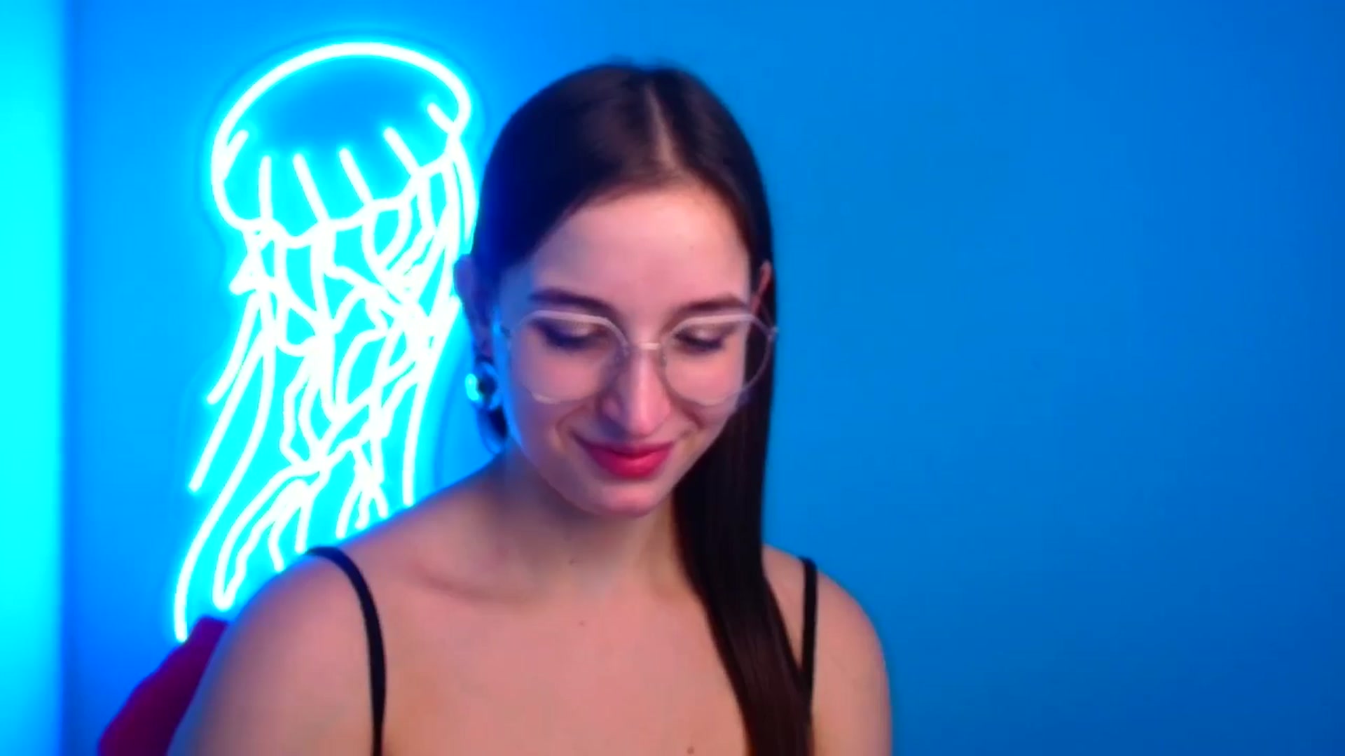 Gallery image thumbnail from Lilli_Fun's myfreecams stream on, 11/24/2024, 14:35 image 16 of 20