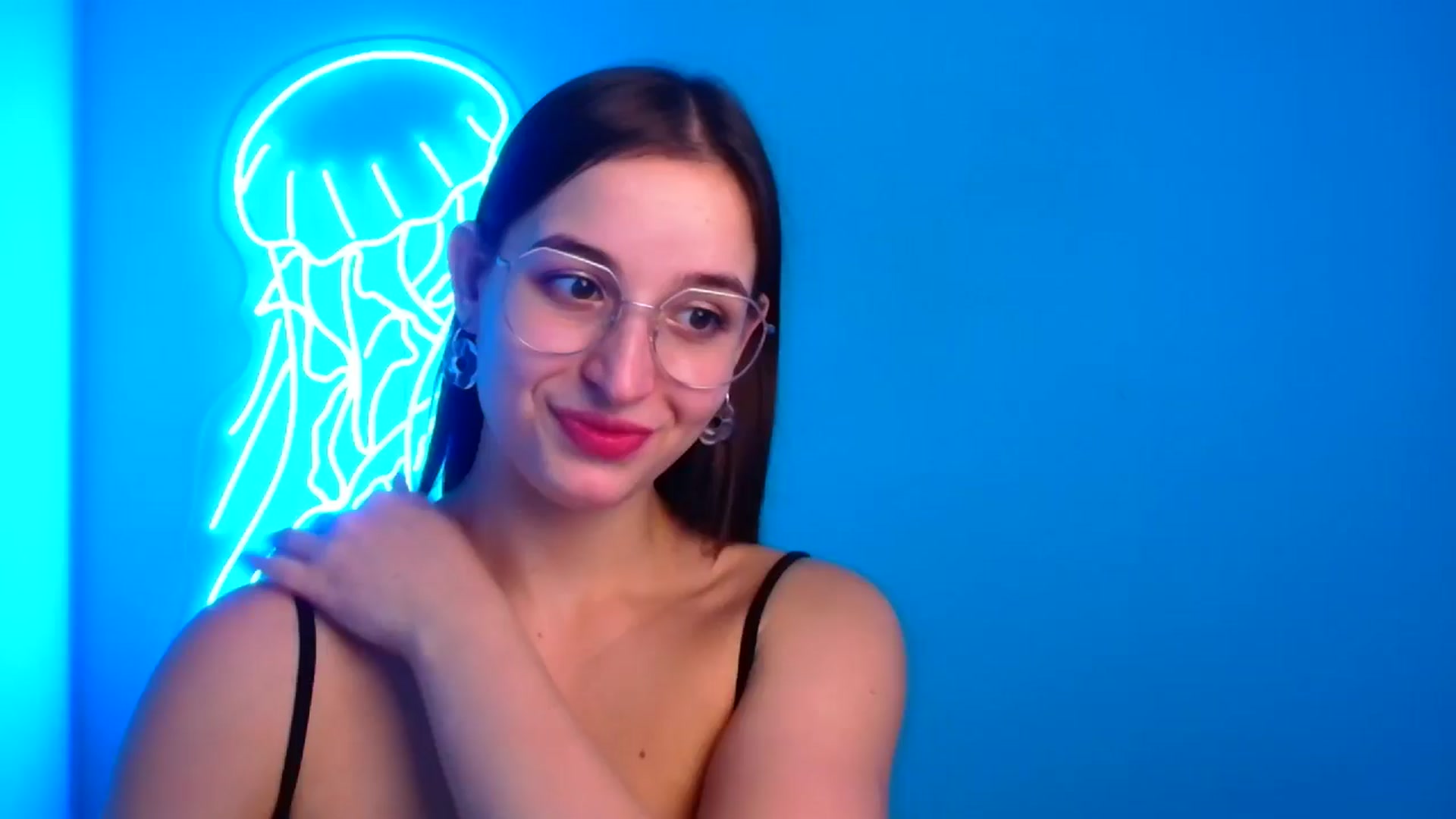 Gallery image thumbnail from Lilli_Fun's myfreecams stream on, 11/24/2024, 14:35 image 13 of 20