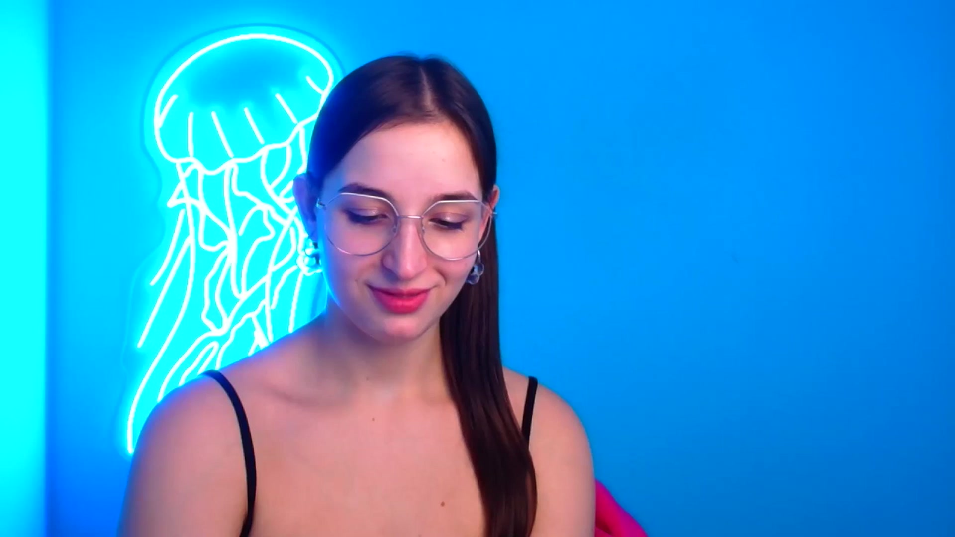 Gallery image thumbnail from Lilli_Fun's myfreecams stream on, 11/24/2024, 14:35 image 19 of 20