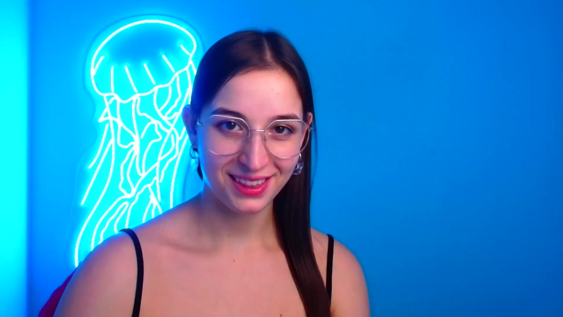 Gallery image thumbnail from Lilli_Fun's myfreecams stream on, 11/24/2024, 14:35 image 18 of 20