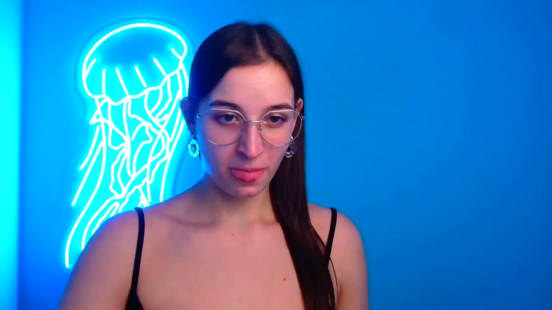 Gallery image thumbnail from Lilli_Fun's myfreecams stream on, 11/24/2024, 16:21 image 10 of 20