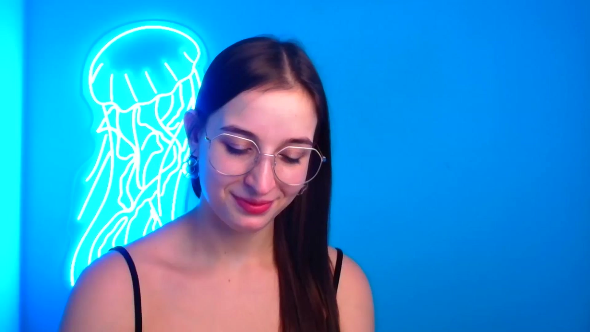 Gallery image thumbnail from Lilli_Fun's myfreecams stream on, 11/24/2024, 16:21 image 3 of 20