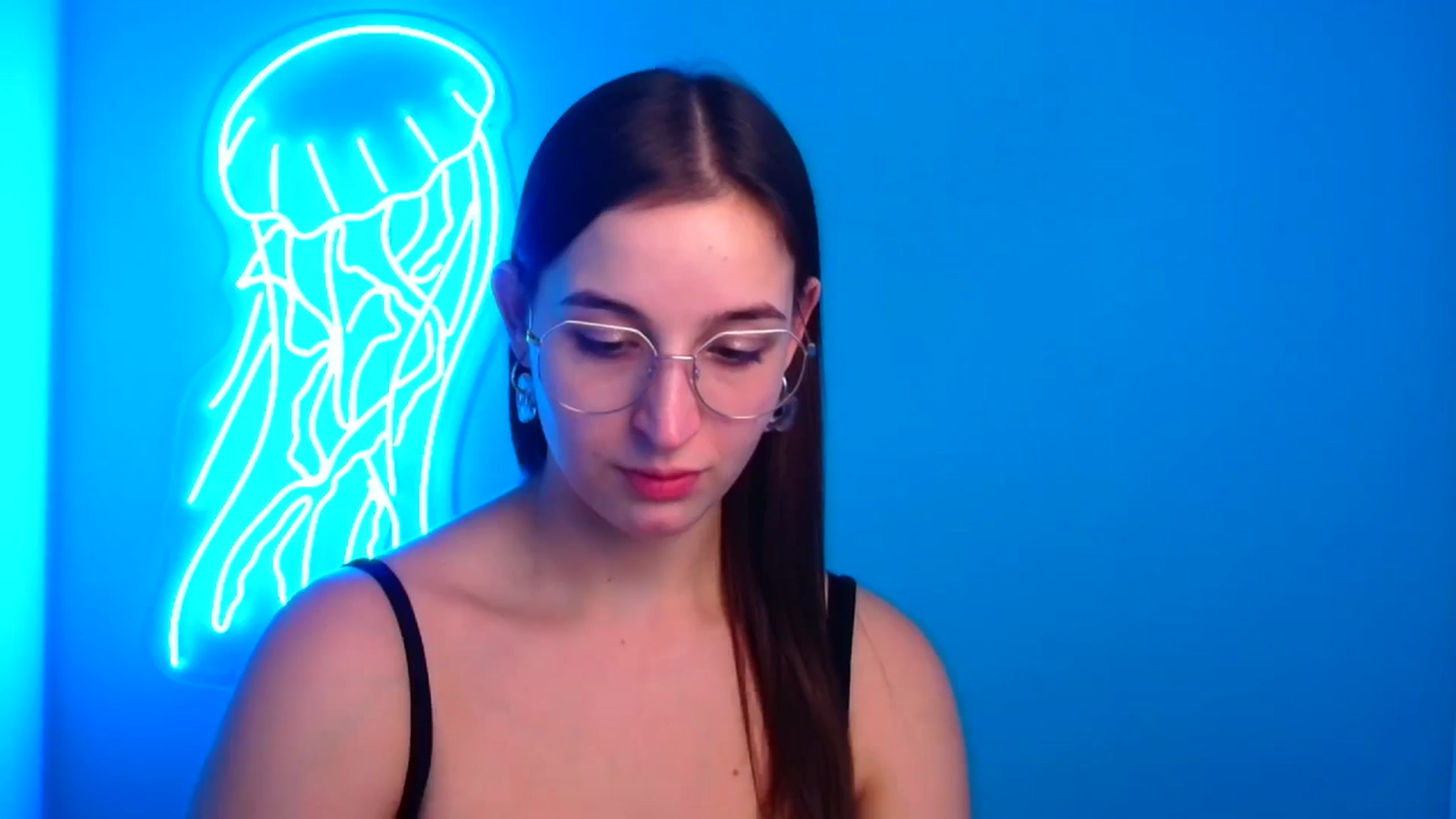Gallery image thumbnail from Lilli_Fun's myfreecams stream on, 11/24/2024, 17:51 image 4 of 20