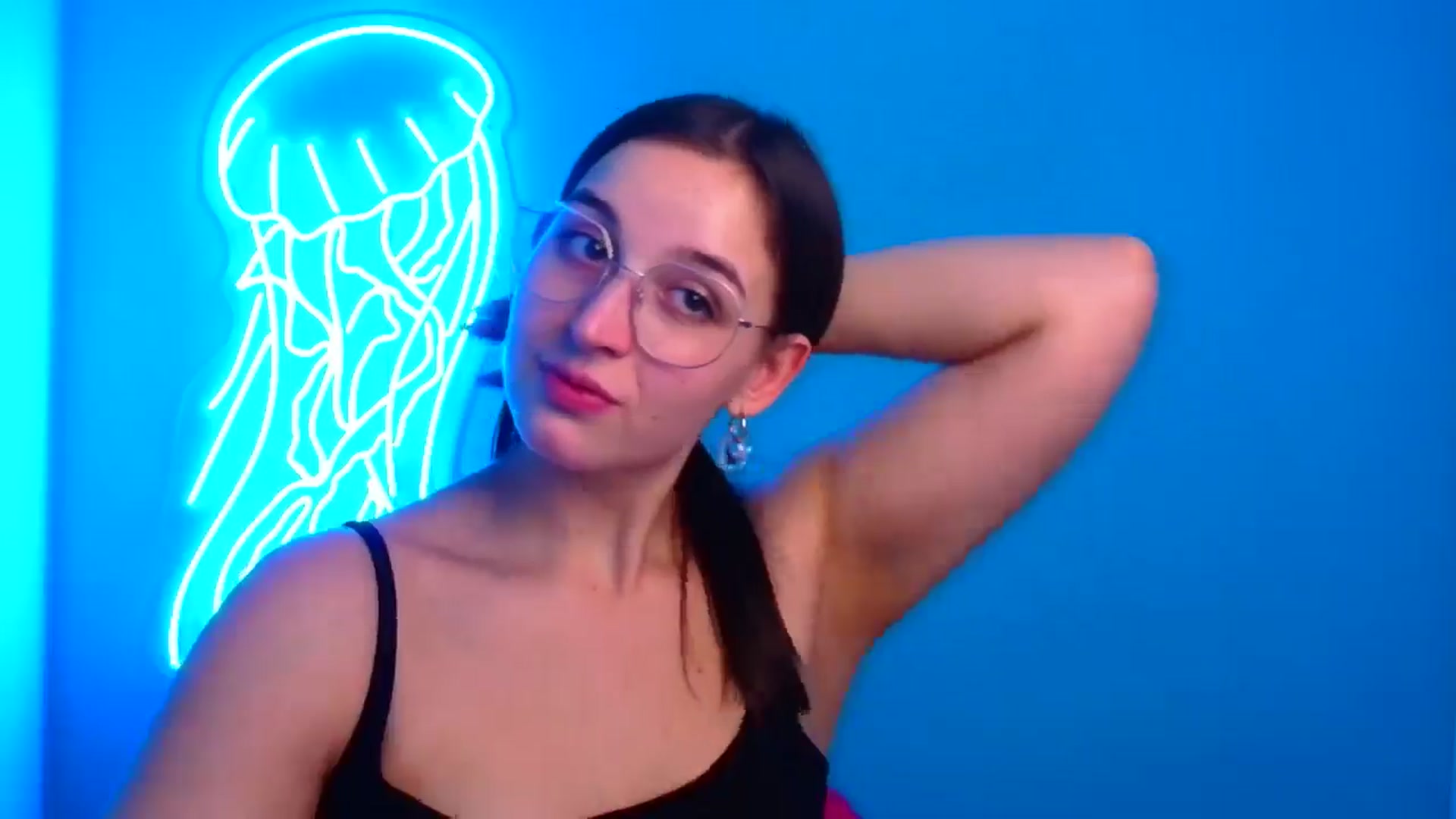 Gallery image thumbnail from Lilli_Fun's myfreecams stream on, 11/24/2024, 17:51 image 5 of 20