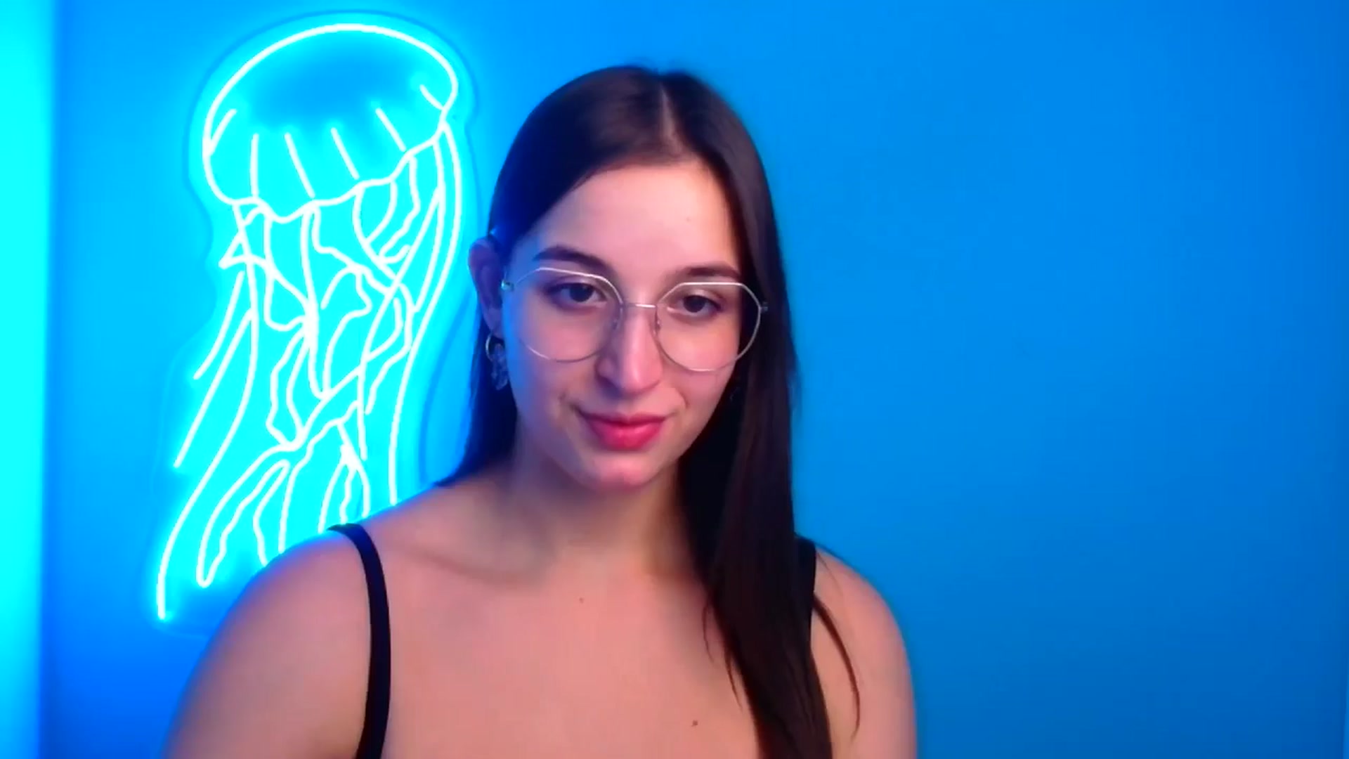 Gallery image thumbnail from Lilli_Fun's myfreecams stream on, 11/24/2024, 17:51 image 18 of 20