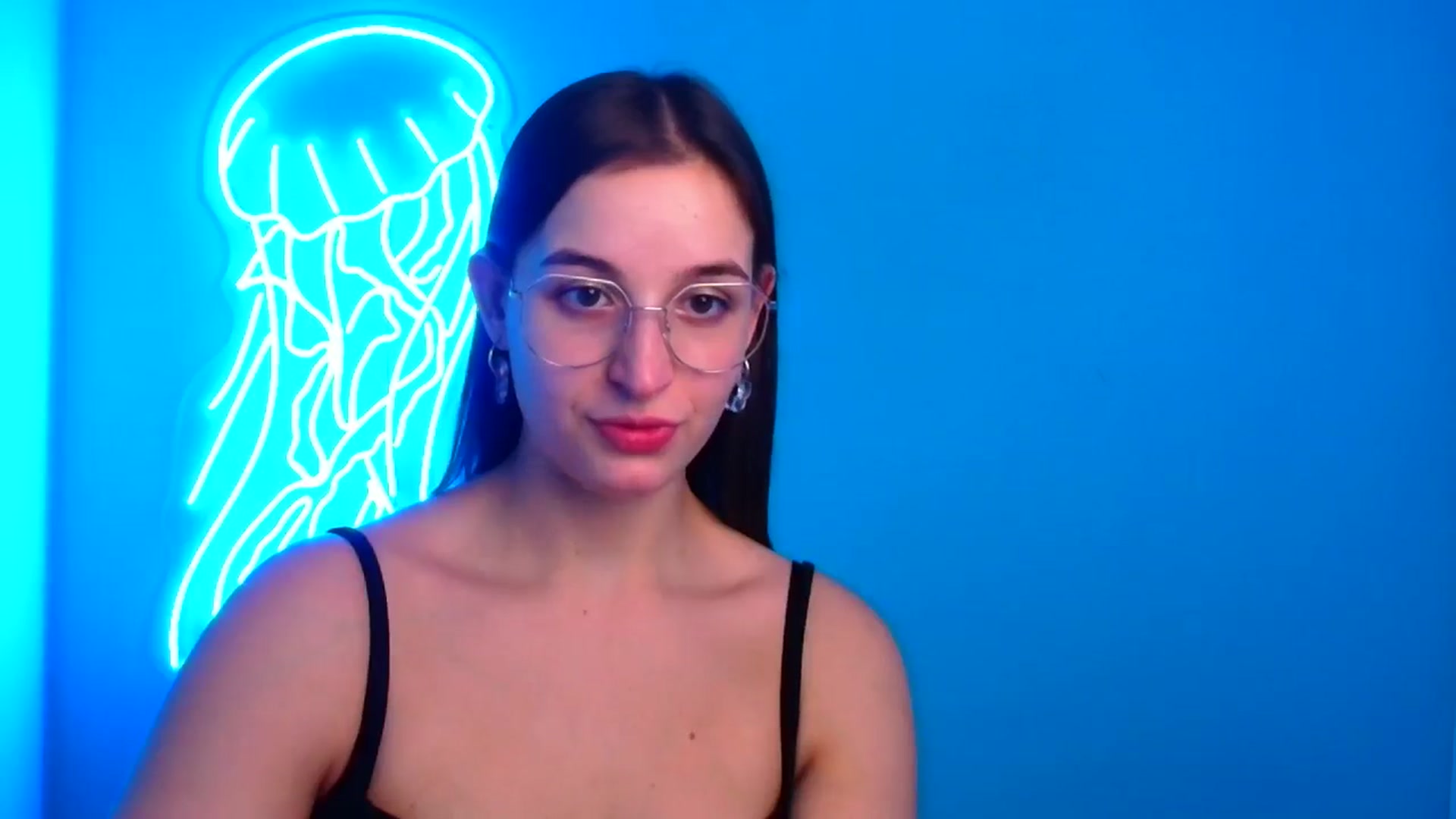 Gallery image thumbnail from Lilli_Fun's myfreecams stream on, 11/24/2024, 17:51 image 8 of 20