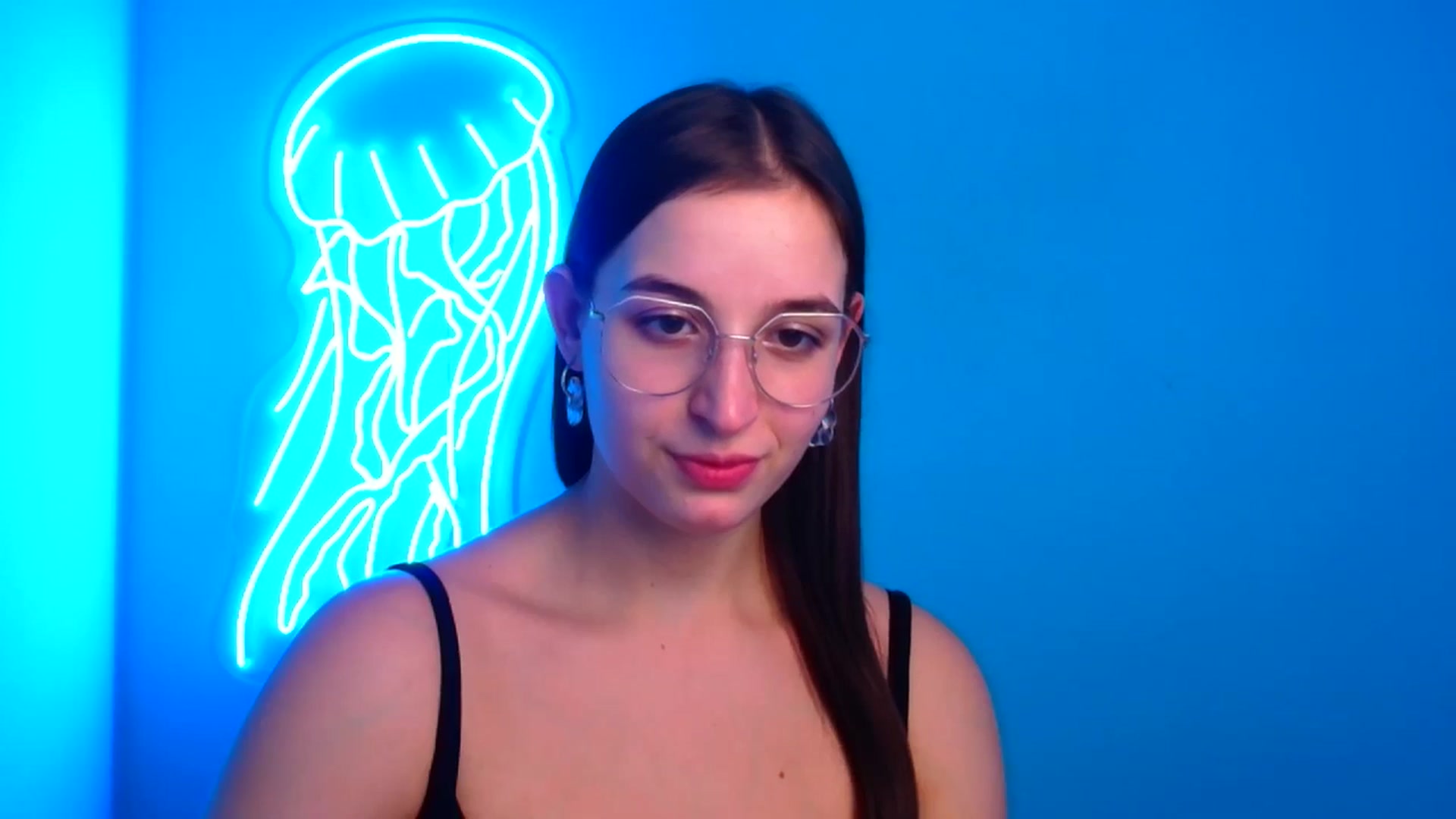 Gallery image thumbnail from Lilli_Fun's myfreecams stream on, 11/24/2024, 18:39 image 14 of 20