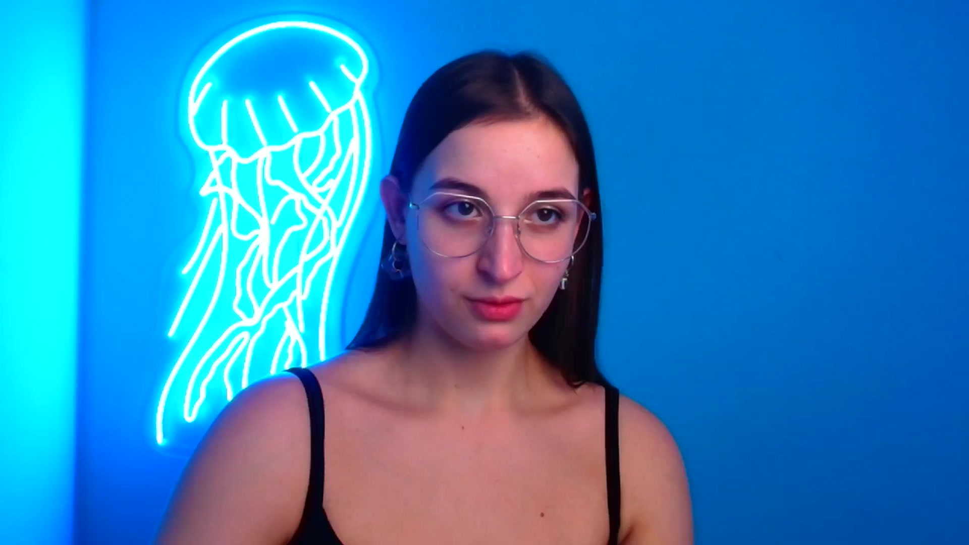 Gallery image thumbnail from Lilli_Fun's myfreecams stream on, 11/24/2024, 18:39 image 4 of 20