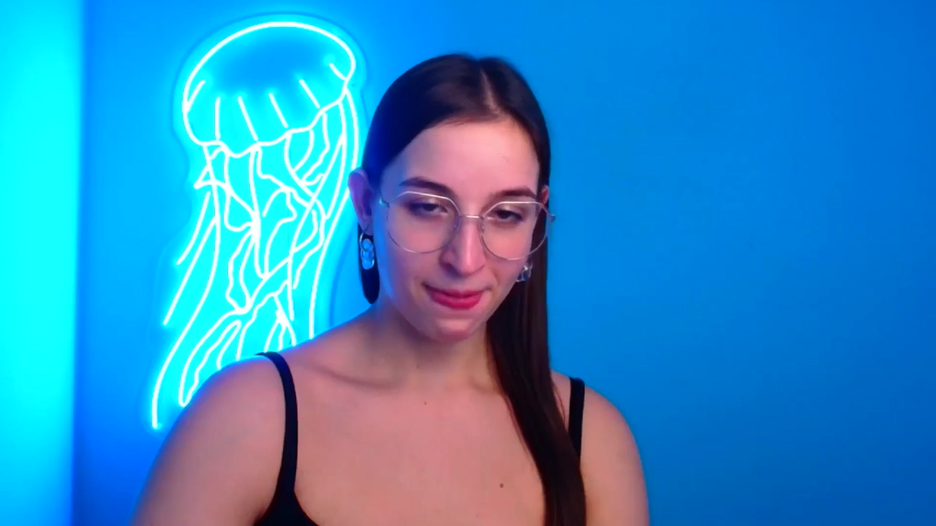 Gallery image thumbnail from Lilli_Fun's myfreecams stream on, 11/24/2024, 18:39 image 13 of 20