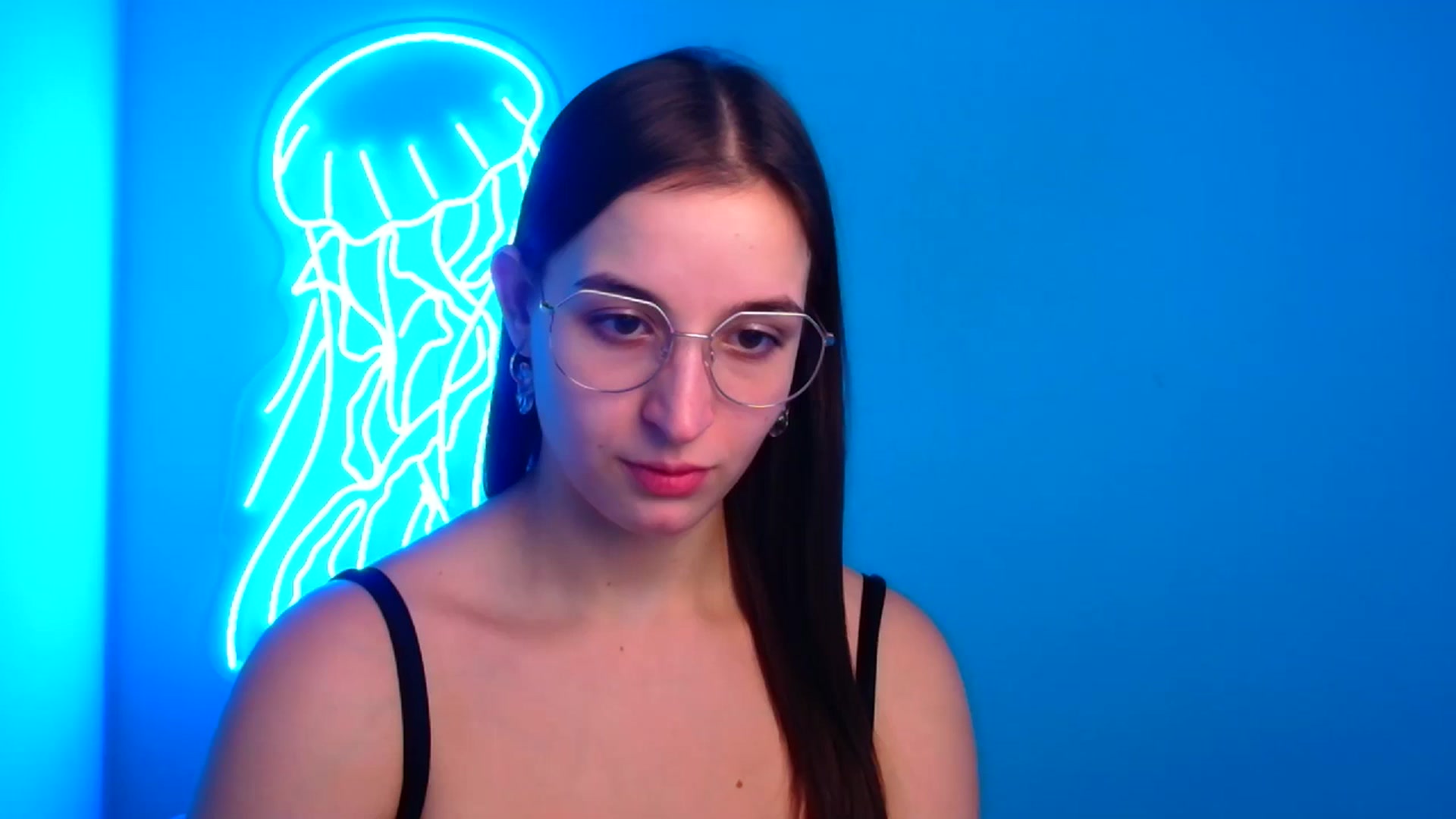 Gallery image thumbnail from Lilli_Fun's myfreecams stream on, 11/24/2024, 20:26 image 11 of 20