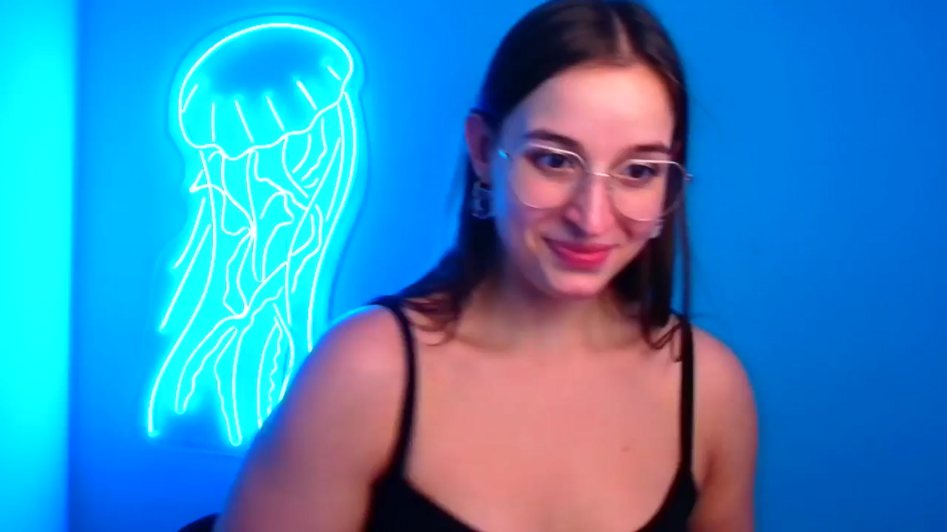 Gallery image thumbnail from Lilli_Fun's myfreecams stream on, 11/24/2024, 20:26 image 18 of 20