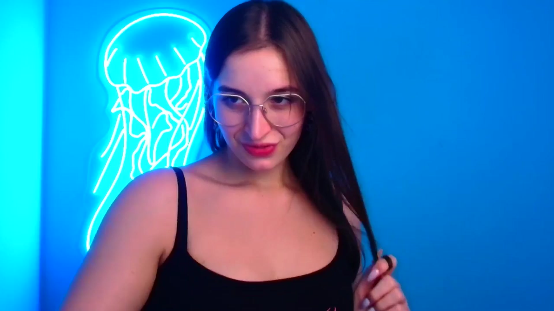 Gallery image thumbnail from Lilli_Fun's myfreecams stream on, 11/24/2024, 20:26 image 16 of 20