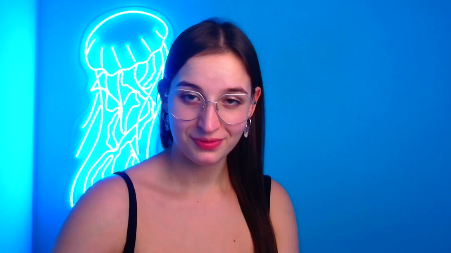 Gallery image thumbnail from Lilli_Fun's myfreecams stream on, 11/24/2024, 20:26 image 2 of 20