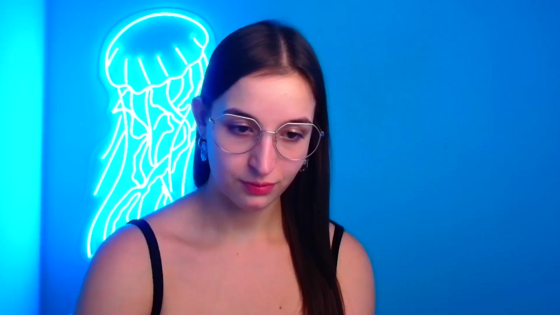 Gallery image thumbnail from Lilli_Fun's myfreecams stream on, 11/24/2024, 20:26 image 10 of 20