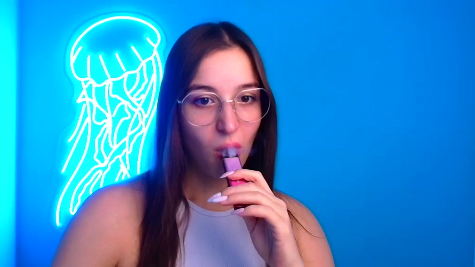 Gallery image thumbnail from Lilli_Fun's myfreecams stream on, 11/25/2024, 07:12 image 16 of 20