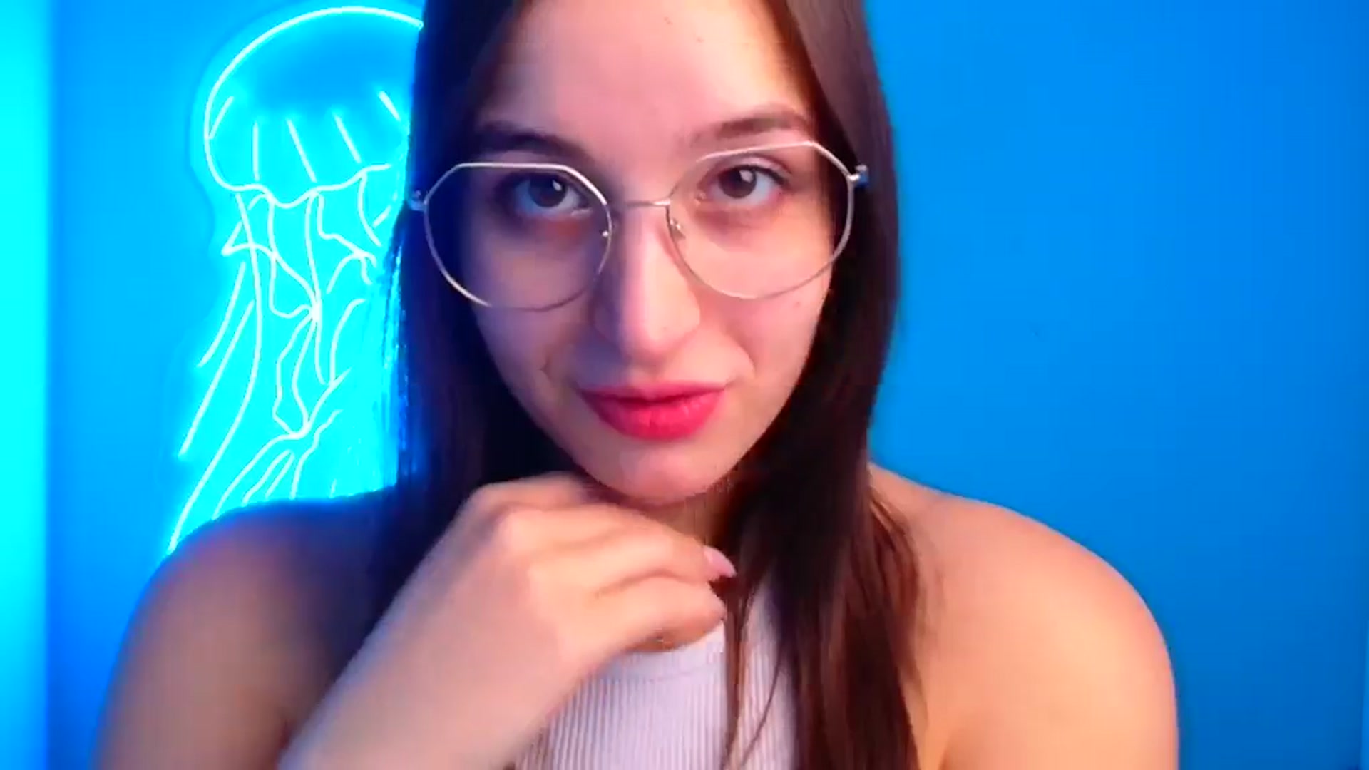 Gallery image thumbnail from Lilli_Fun's myfreecams stream on, 11/25/2024, 07:12 image 6 of 20