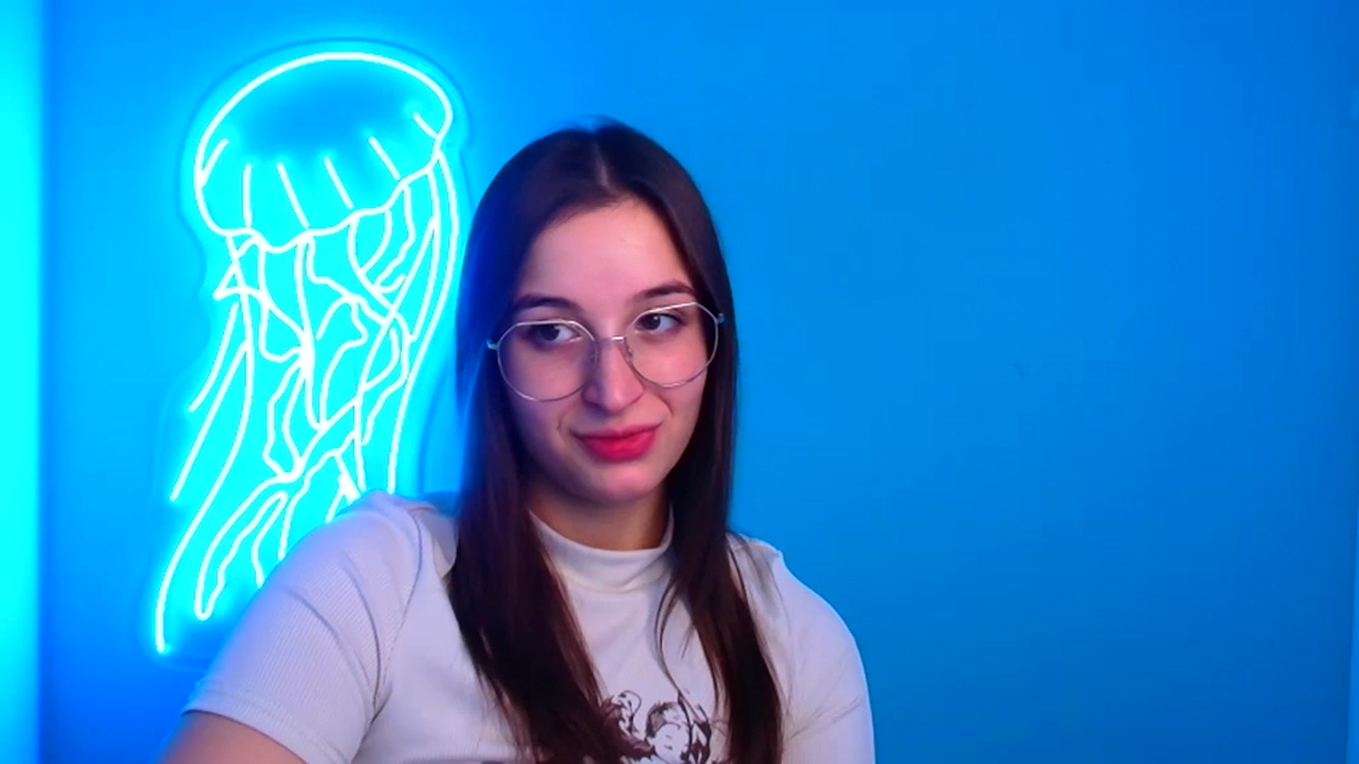 Gallery image thumbnail from Lilli_Fun's myfreecams stream on, 11/25/2024, 08:54 image 12 of 20