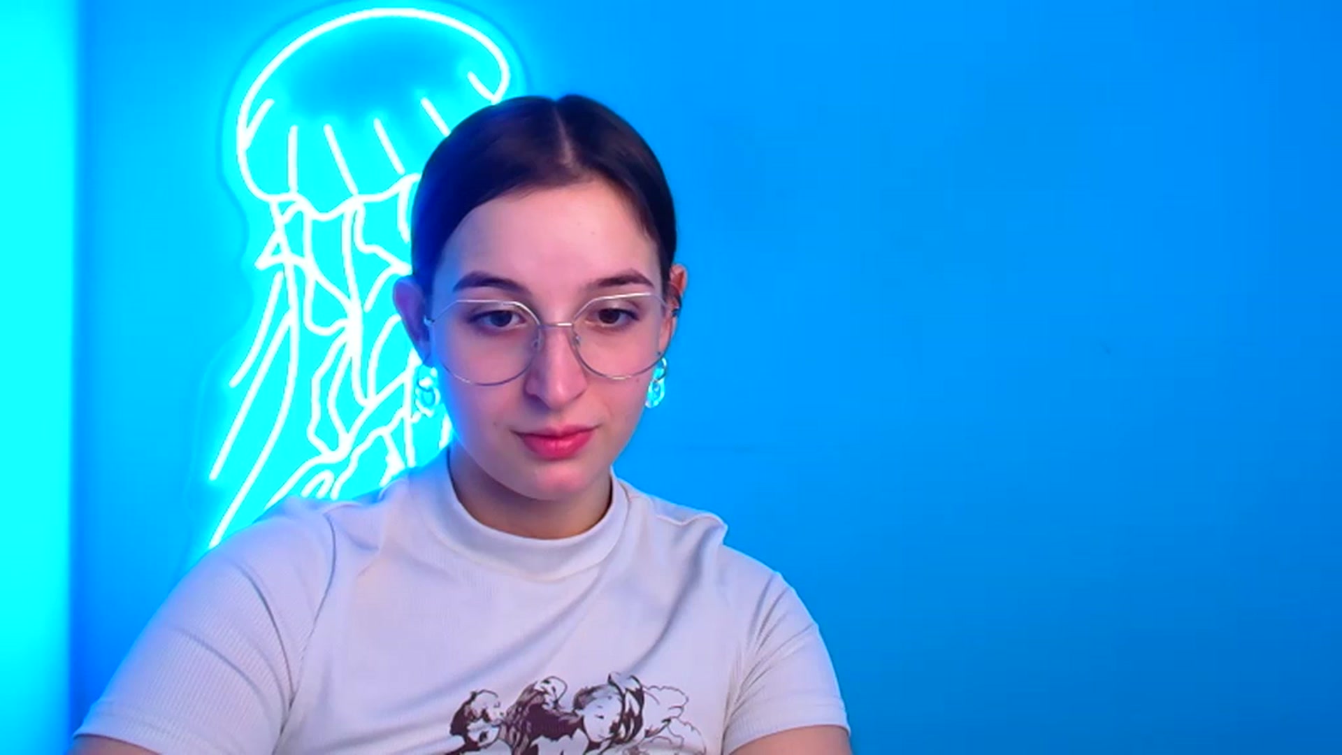 Gallery image thumbnail from Lilli_Fun's myfreecams stream on, 11/25/2024, 11:48 image 6 of 20