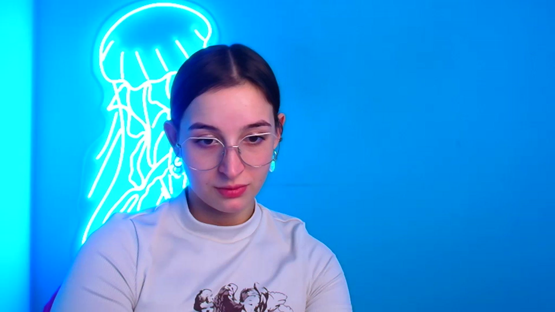 Gallery image thumbnail from Lilli_Fun's myfreecams stream on, 11/25/2024, 11:48 image 8 of 20