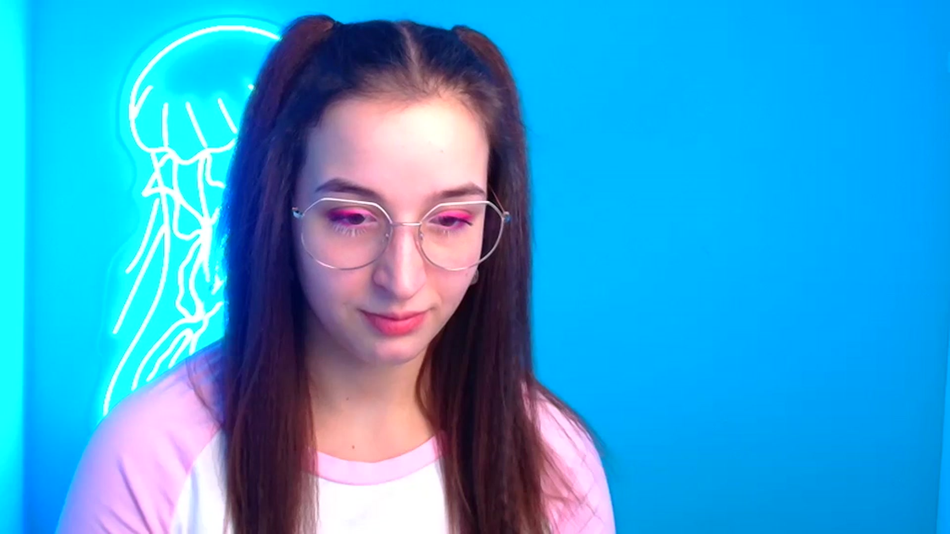 Gallery image thumbnail from Lilli_Fun's myfreecams stream on, 12/01/2024, 18:34 image 2 of 20