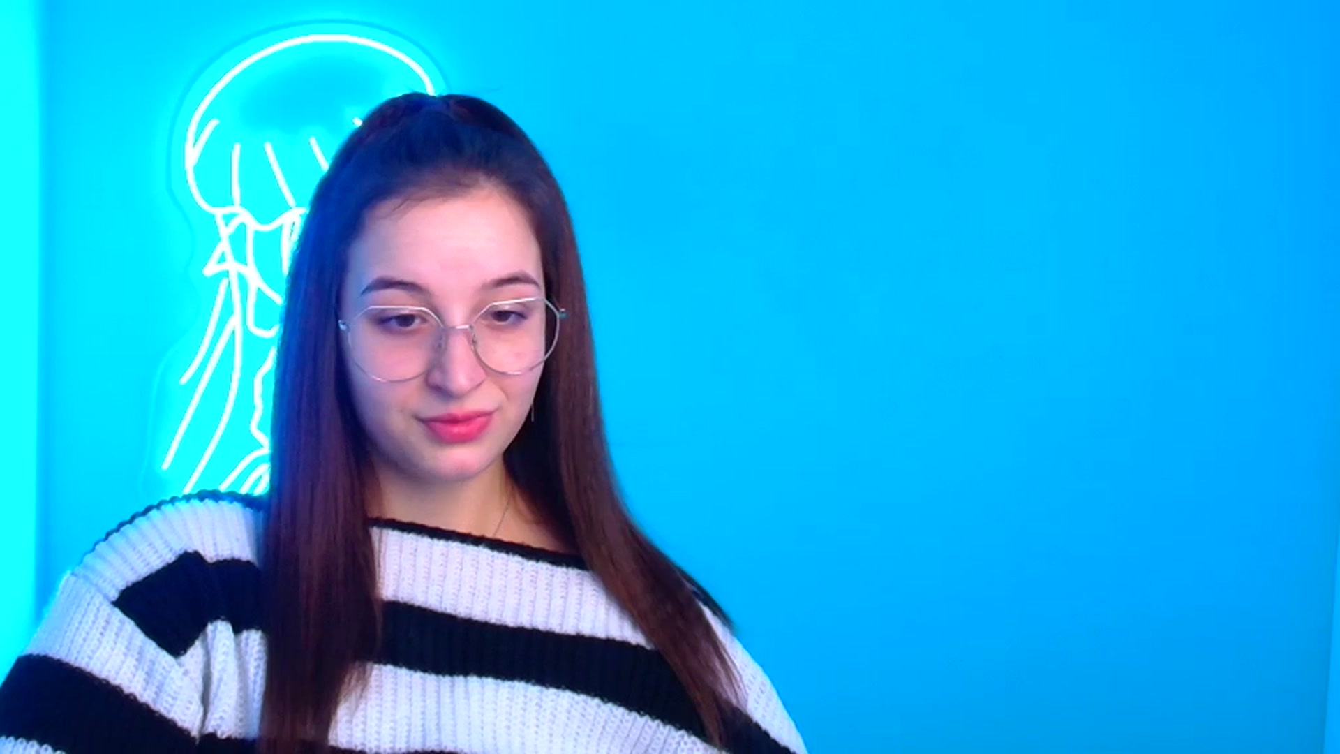 Gallery image thumbnail from Lilli_Fun's myfreecams stream on, 12/02/2024, 07:32 image 14 of 20