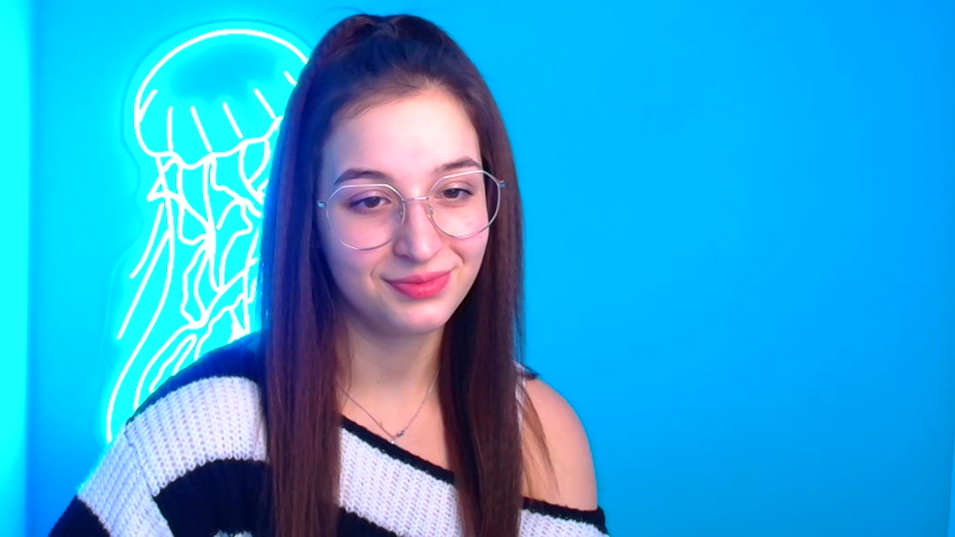 Gallery image thumbnail from Lilli_Fun's myfreecams stream on, 12/02/2024, 10:50 image 15 of 20