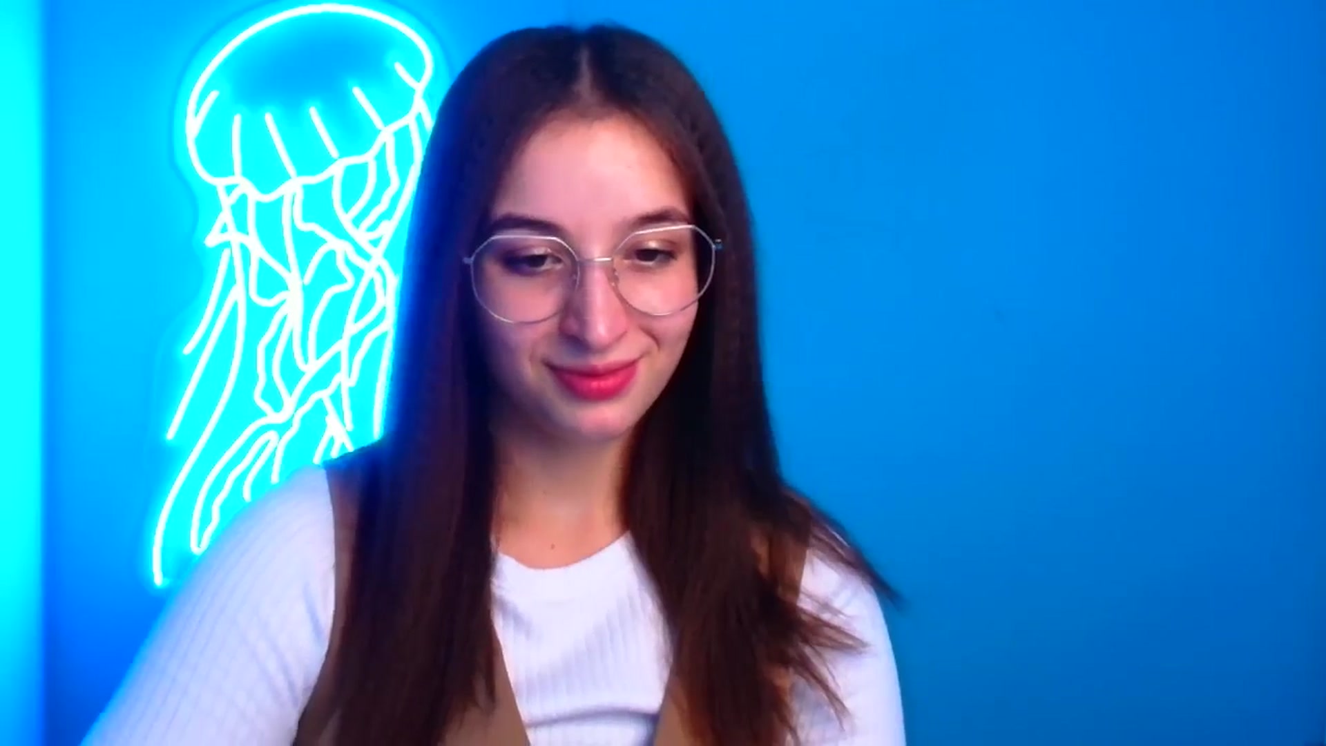 Gallery image thumbnail from Lilli_Fun's myfreecams stream on, 12/08/2024, 13:29 image 2 of 20