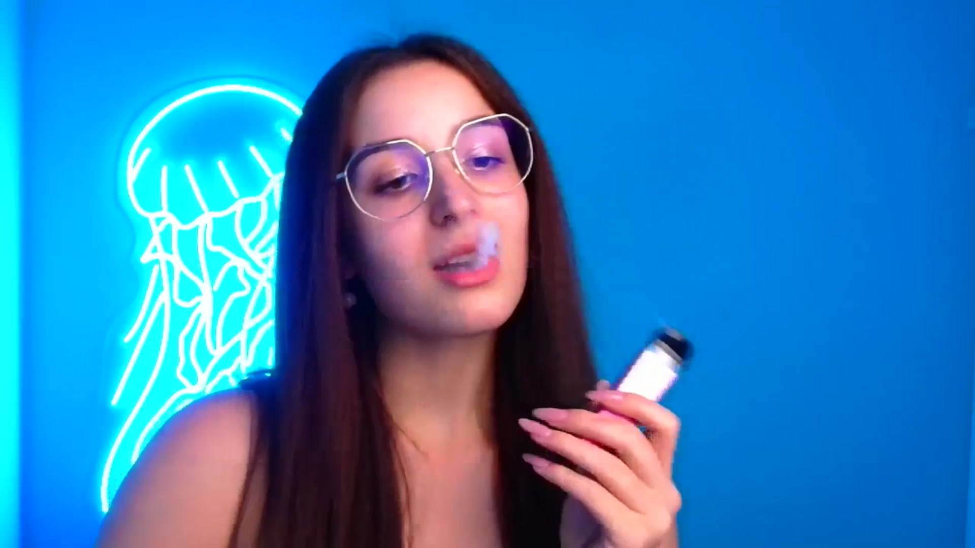 Gallery image thumbnail from Lilli_Fun's myfreecams stream on, 12/08/2024, 15:56 image 13 of 20