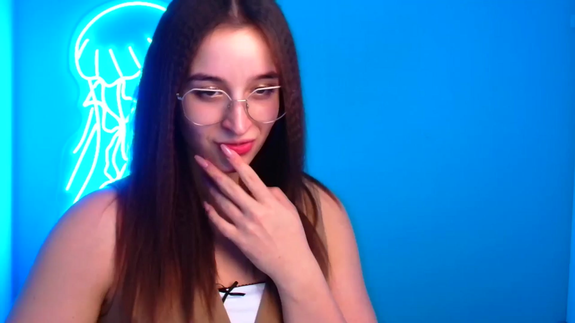 Gallery image thumbnail from Lilli_Fun's myfreecams stream on, 12/08/2024, 15:56 image 12 of 20