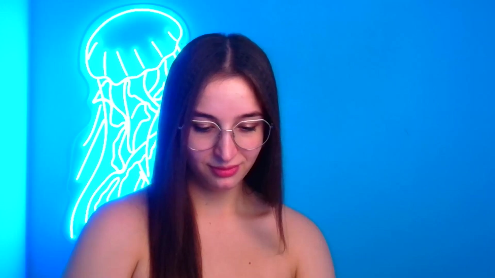 Gallery image thumbnail from Lilli_Fun's myfreecams stream on, 12/09/2024, 09:31 image 11 of 20