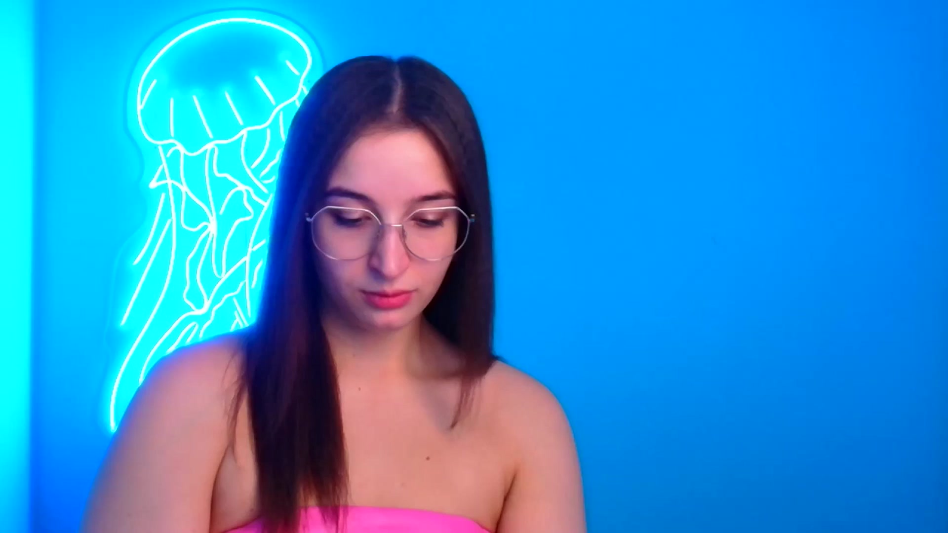 Gallery image thumbnail from Lilli_Fun's myfreecams stream on, 12/09/2024, 09:31 image 2 of 20