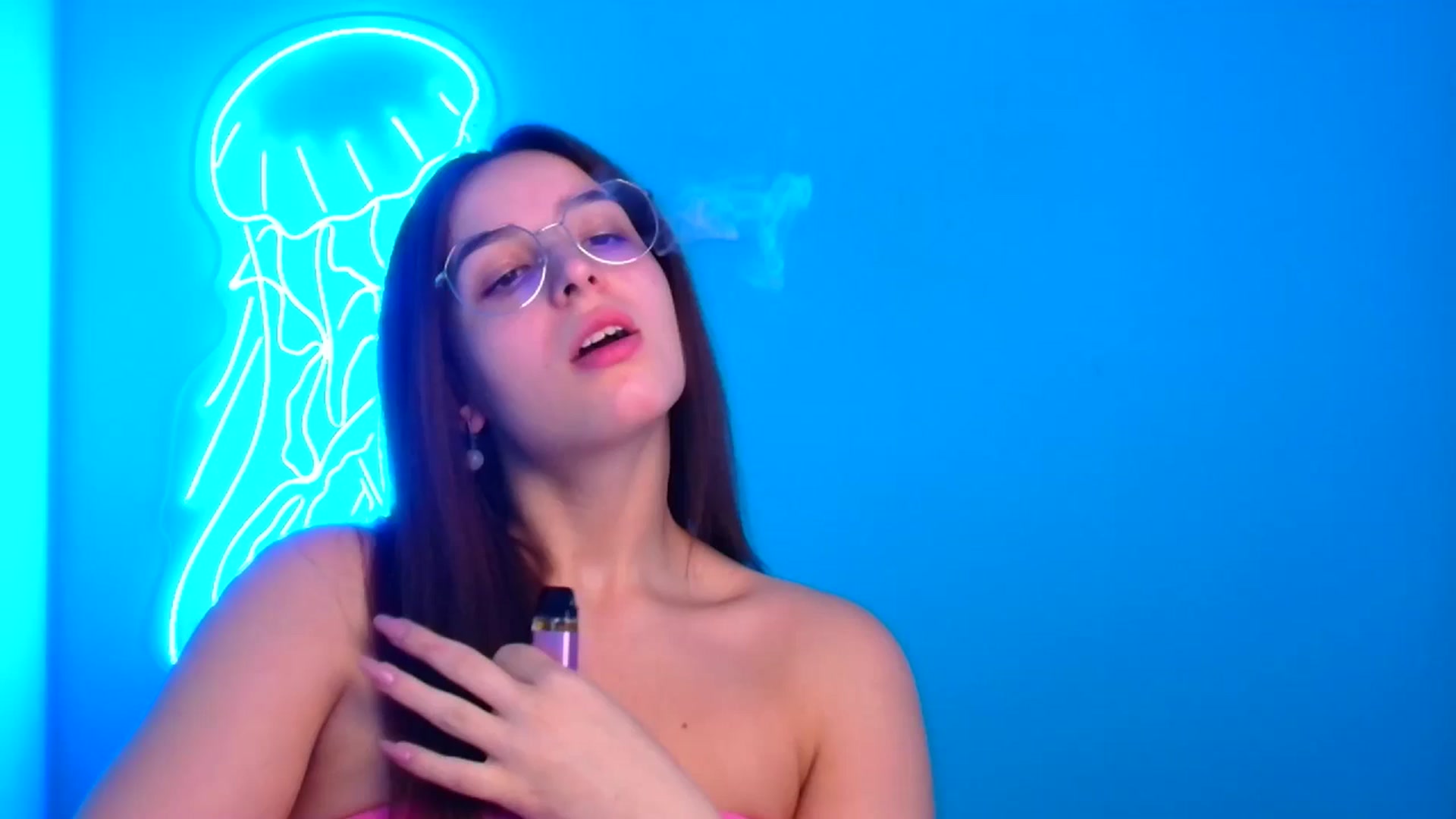 Gallery image thumbnail from Lilli_Fun's myfreecams stream on, 12/09/2024, 09:31 image 4 of 20