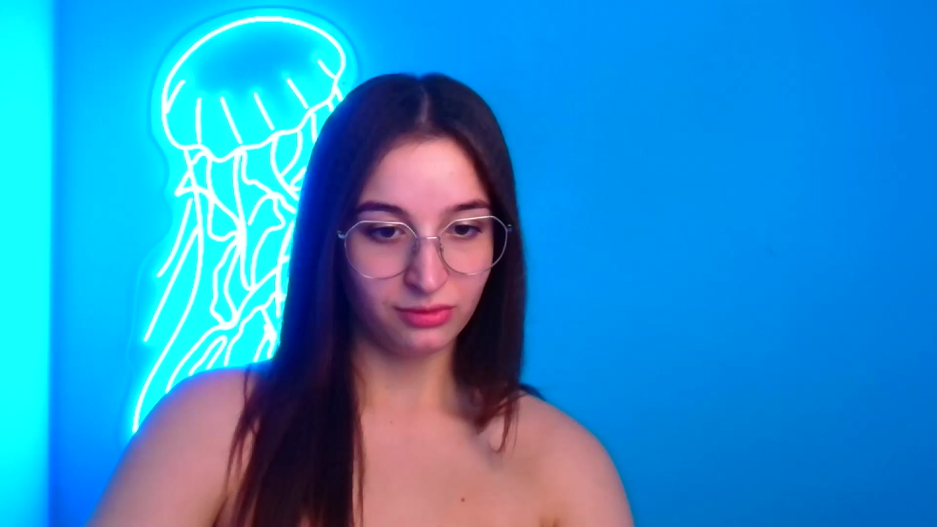 Gallery image thumbnail from Lilli_Fun's myfreecams stream on, 12/09/2024, 09:31 image 16 of 20