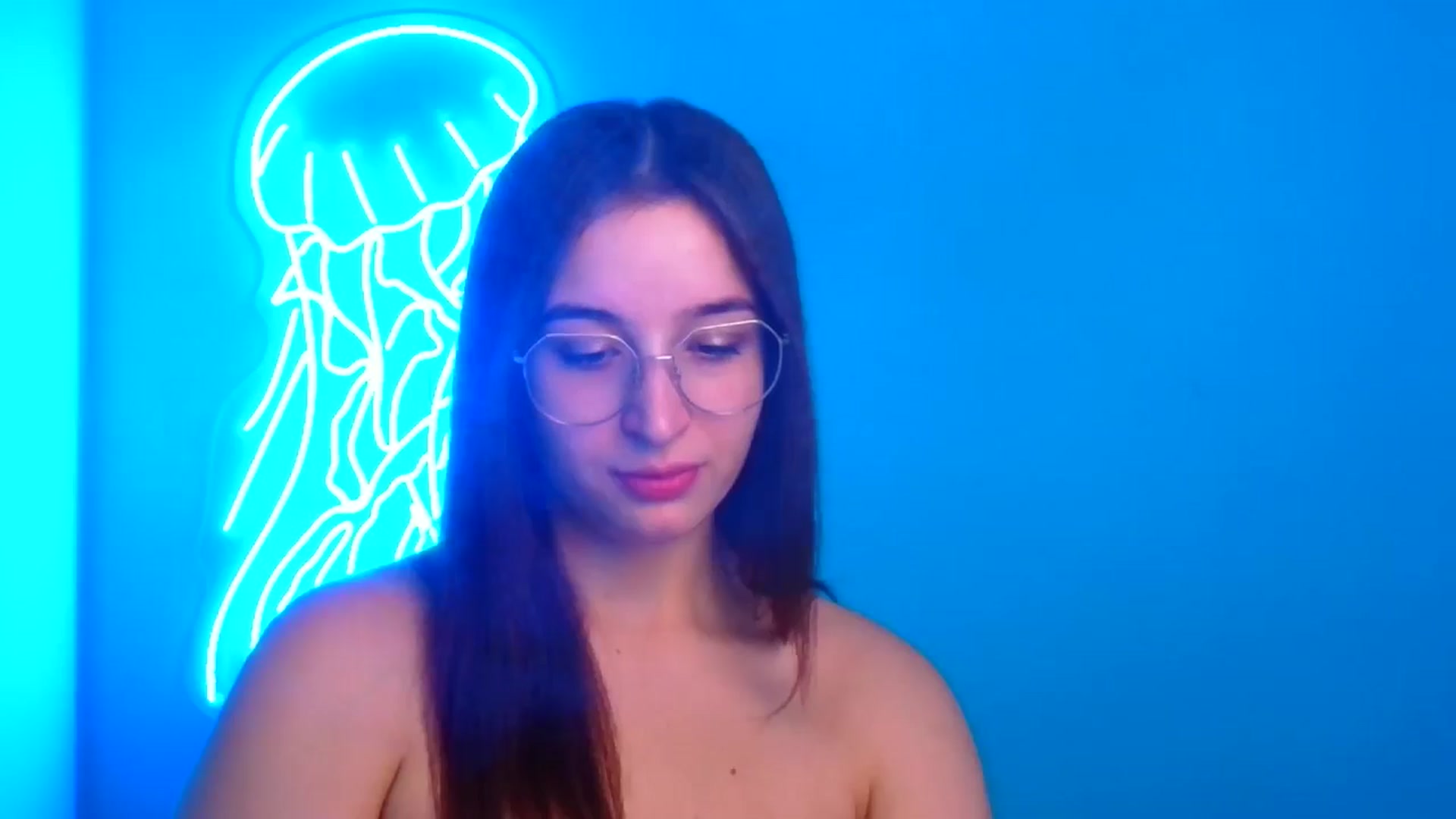Gallery image thumbnail from Lilli_Fun's myfreecams stream on, 12/09/2024, 09:31 image 12 of 20