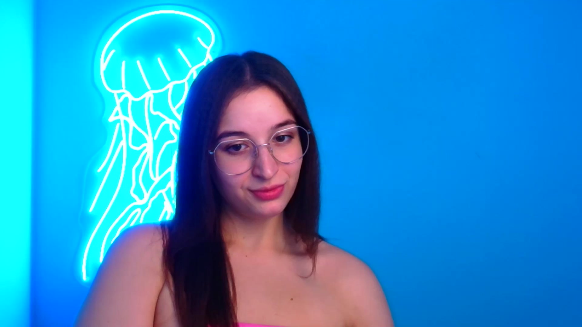 Gallery image thumbnail from Lilli_Fun's myfreecams stream on, 12/09/2024, 09:31 image 15 of 20