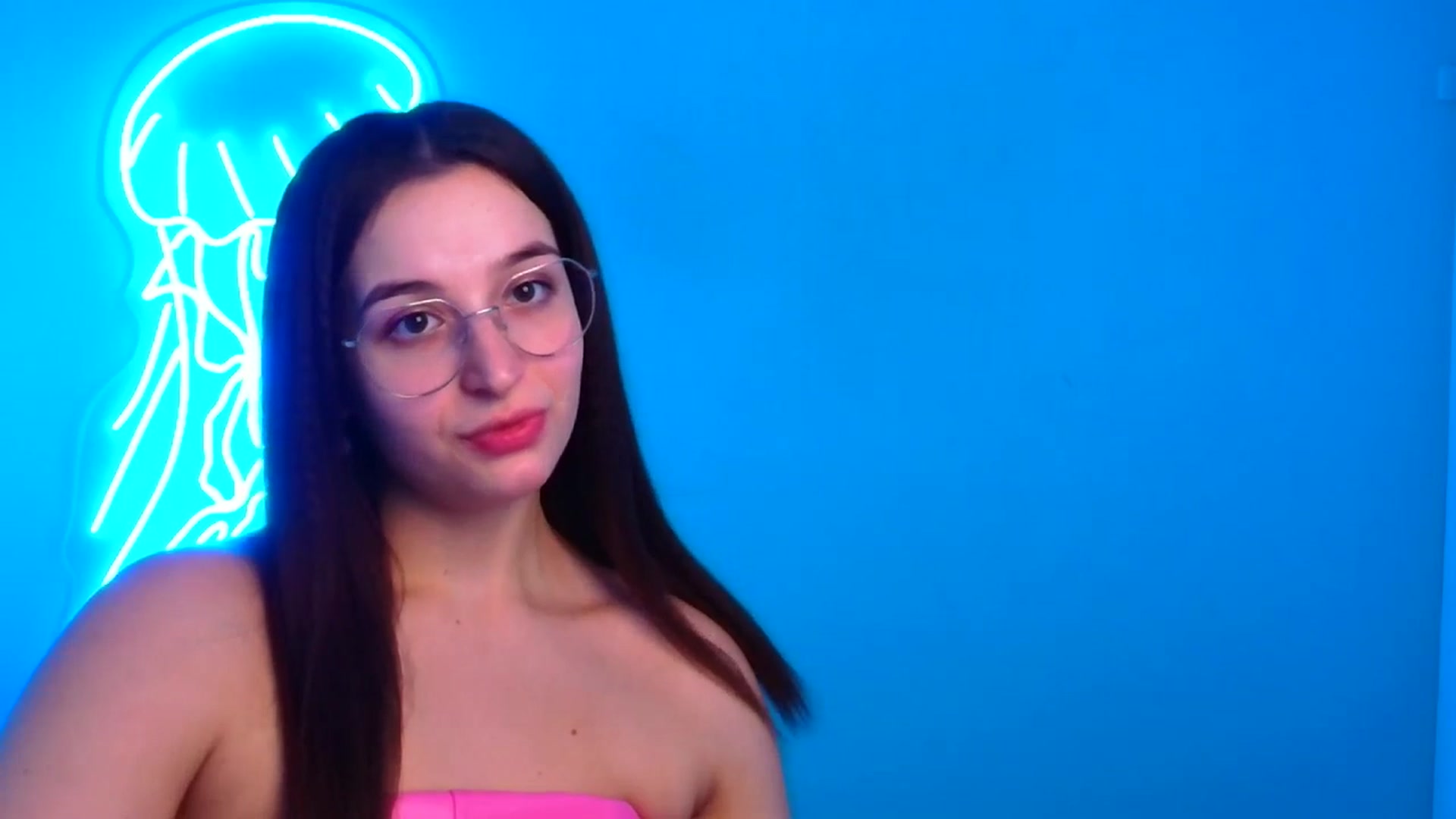 Gallery image thumbnail from Lilli_Fun's myfreecams stream on, 12/09/2024, 11:23 image 14 of 20