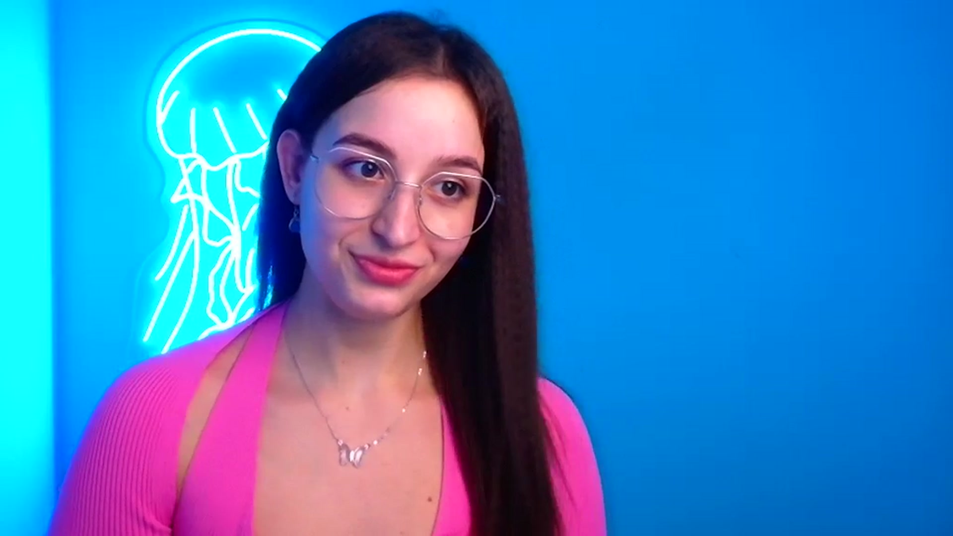 Gallery image thumbnail from Lilli_Fun's myfreecams stream on, 12/11/2024, 21:53 image 15 of 20