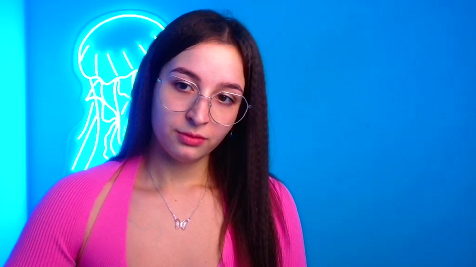 Gallery image thumbnail from Lilli_Fun's myfreecams stream on, 12/11/2024, 21:53 image 17 of 20
