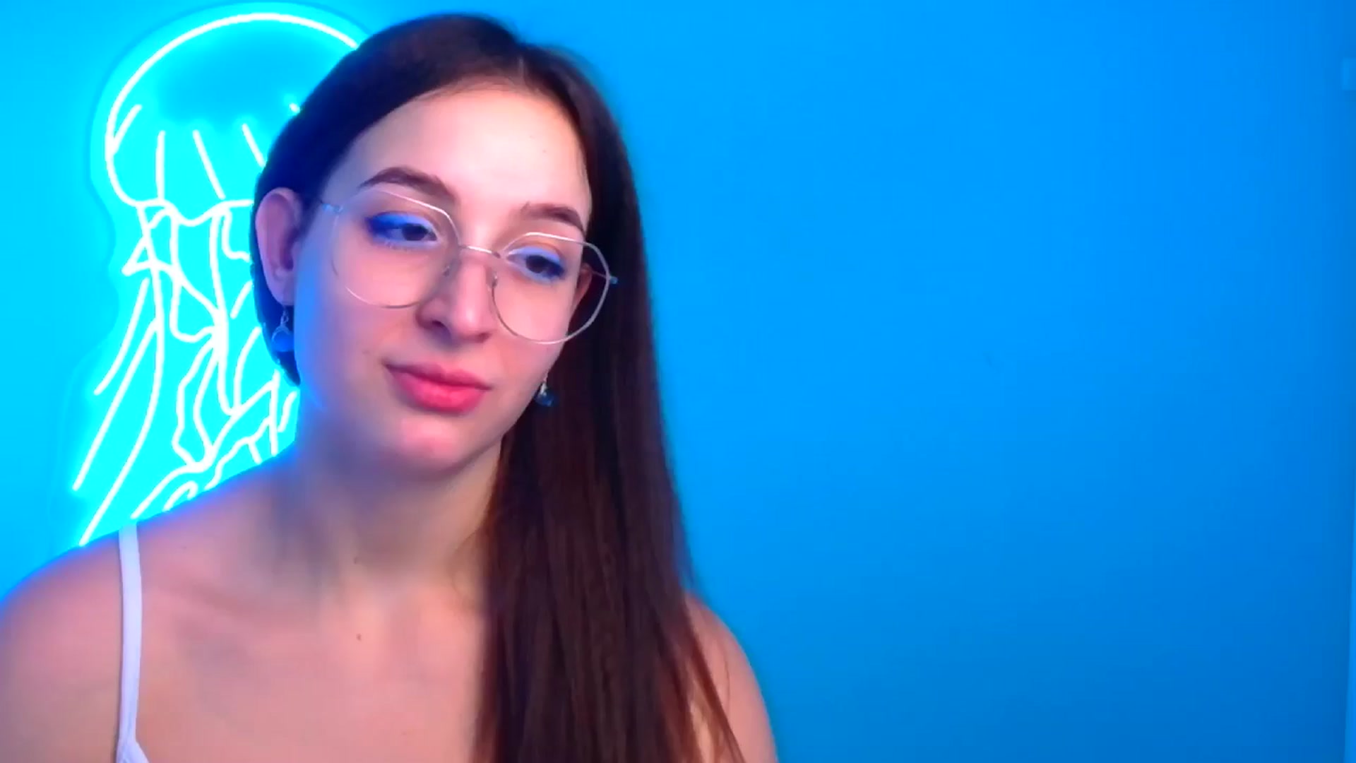 Gallery image thumbnail from Lilli_Fun's myfreecams stream on, 12/14/2024, 11:38 image 14 of 20