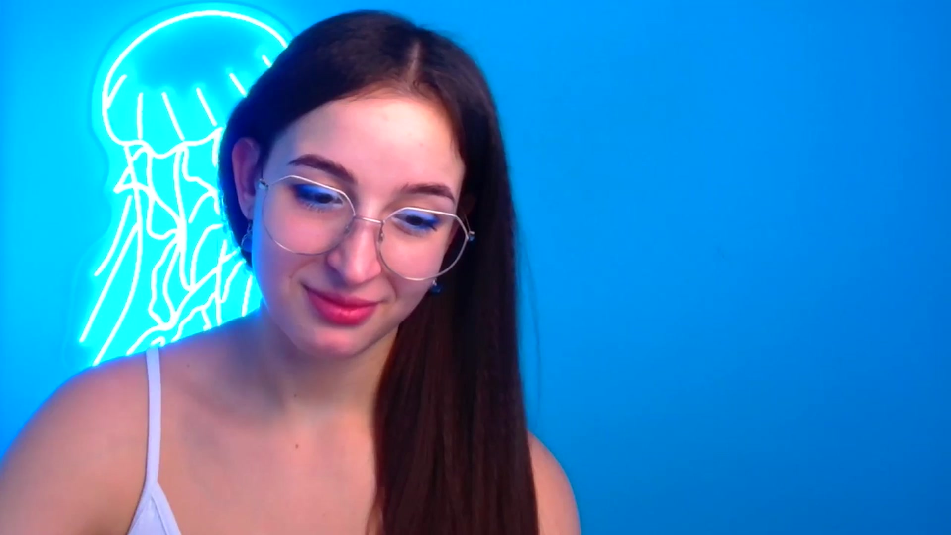 Gallery image thumbnail from Lilli_Fun's myfreecams stream on, 12/14/2024, 11:38 image 3 of 20