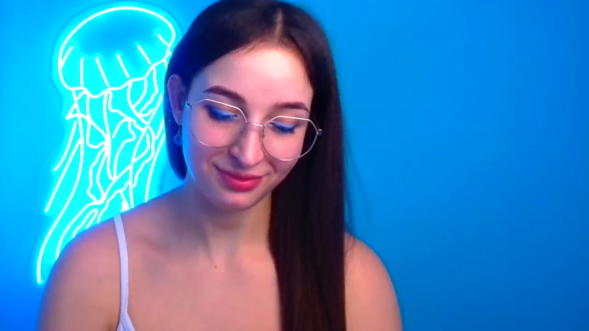 Gallery image thumbnail from Lilli_Fun's myfreecams stream on, 12/14/2024, 12:10 image 12 of 20