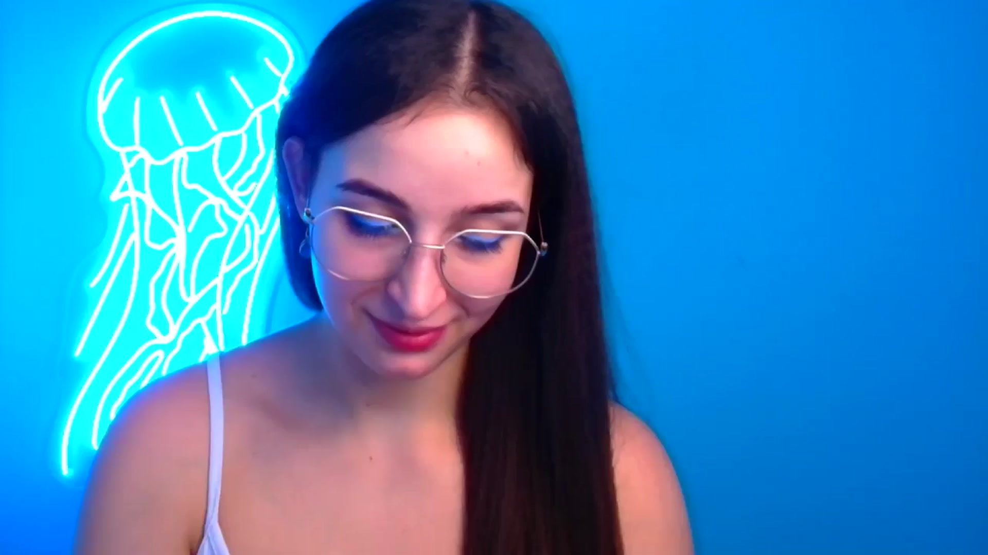 Gallery image thumbnail from Lilli_Fun's myfreecams stream on, 12/14/2024, 12:10 image 15 of 20
