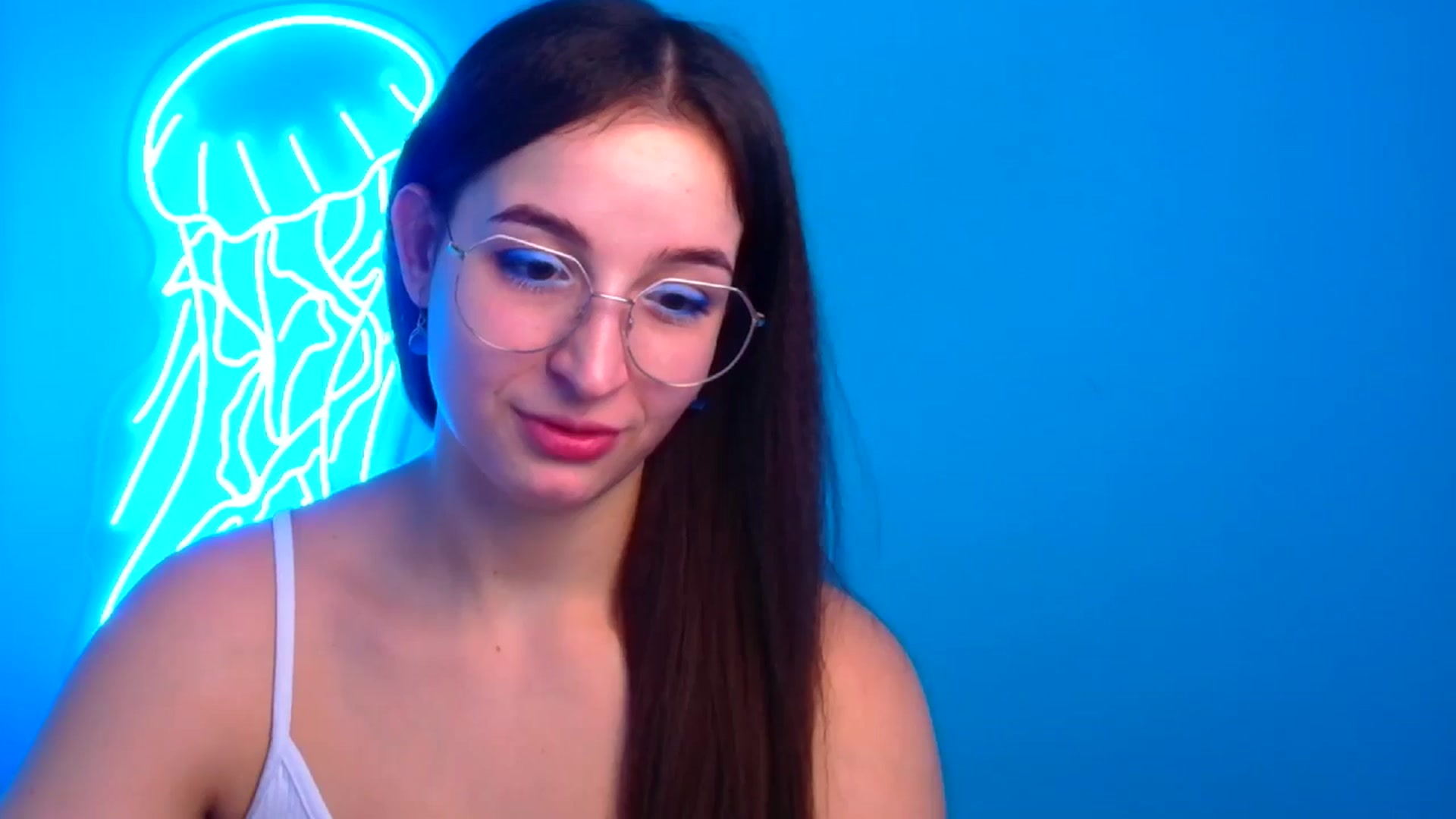 Gallery image thumbnail from Lilli_Fun's myfreecams stream on, 12/14/2024, 12:10 image 10 of 20