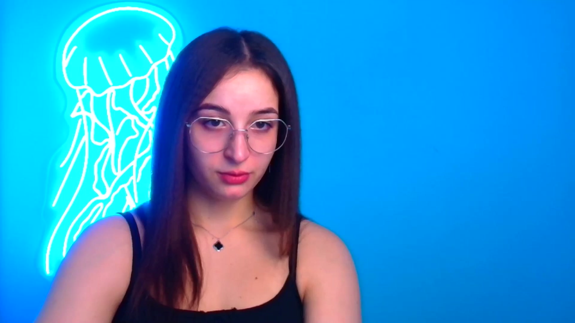 Gallery image thumbnail from Lilli_Fun's myfreecams stream on, 12/15/2024, 13:08 image 11 of 20