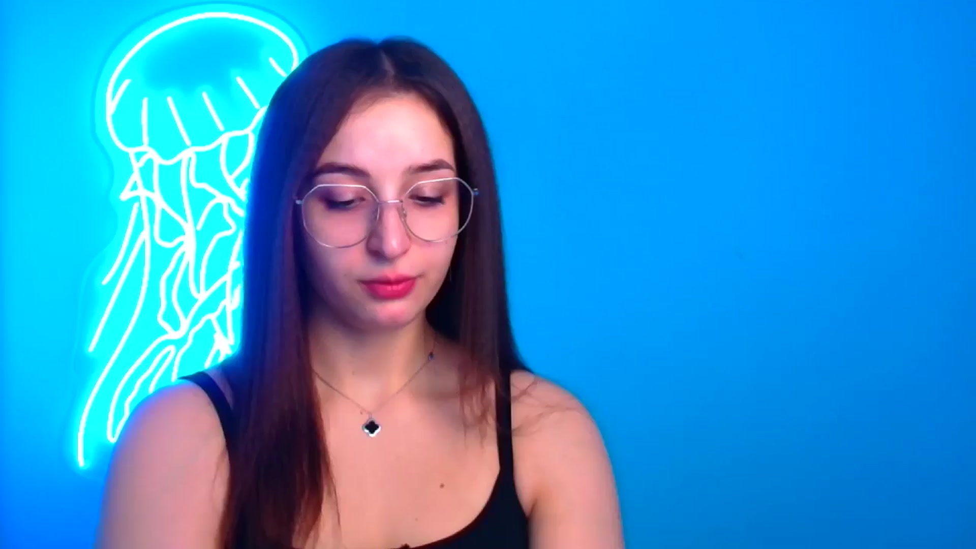 Gallery image thumbnail from Lilli_Fun's myfreecams stream on, 12/15/2024, 13:08 image 5 of 20
