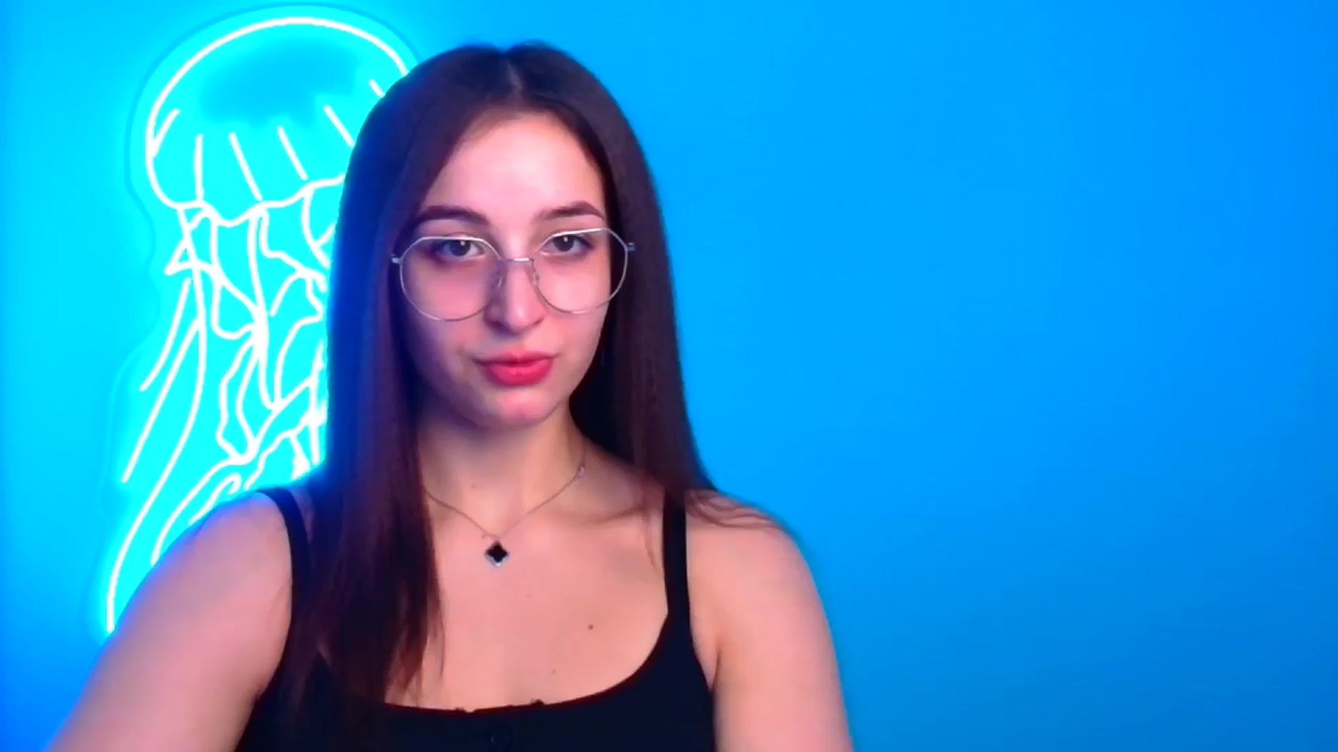 Gallery image thumbnail from Lilli_Fun's myfreecams stream on, 12/15/2024, 13:08 image 3 of 20