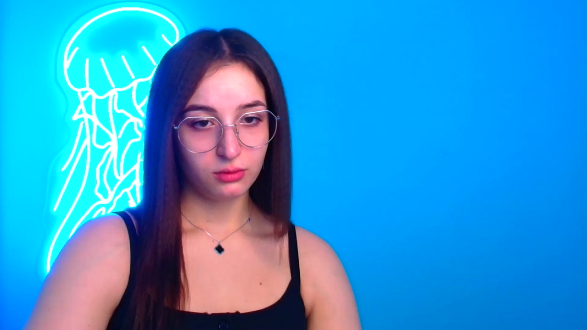 Gallery image thumbnail from Lilli_Fun's myfreecams stream on, 12/15/2024, 13:08 image 13 of 20