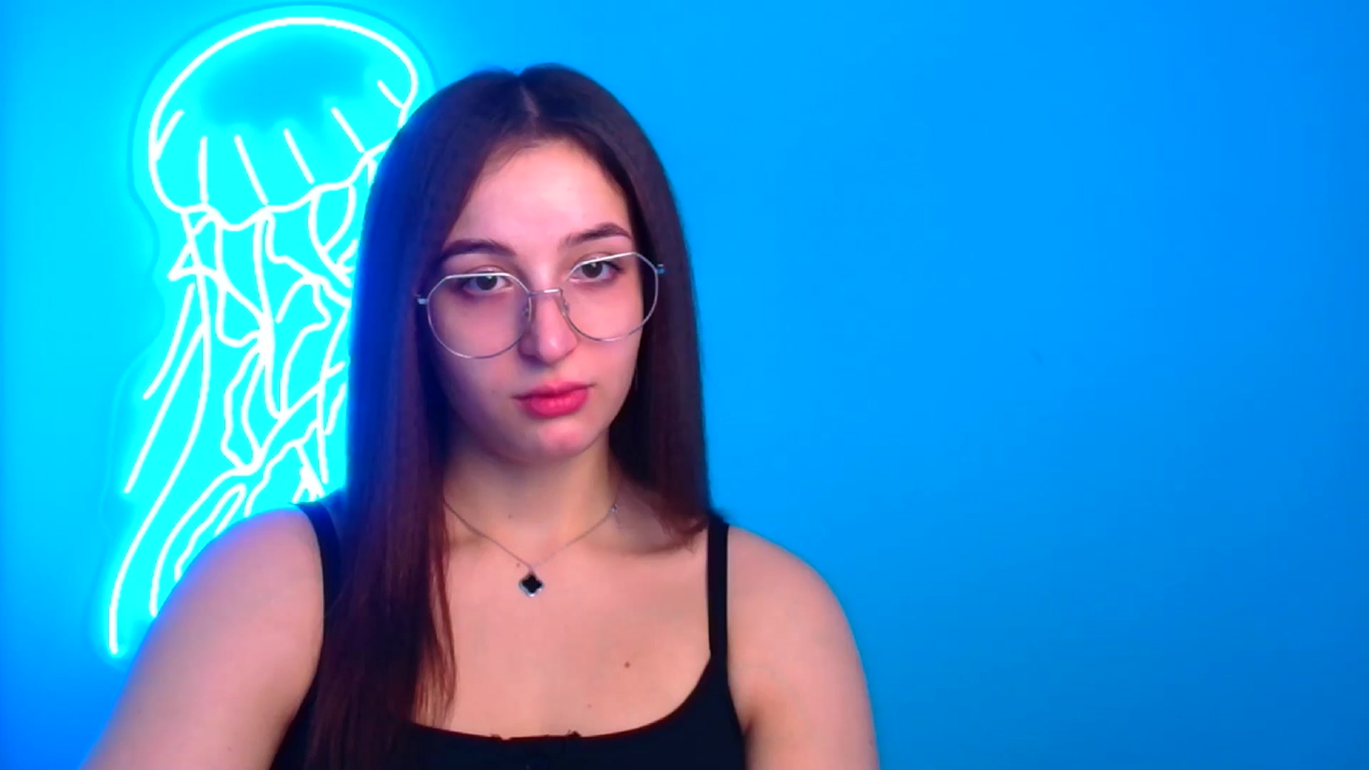 Gallery image thumbnail from Lilli_Fun's myfreecams stream on, 12/15/2024, 13:08 image 12 of 20
